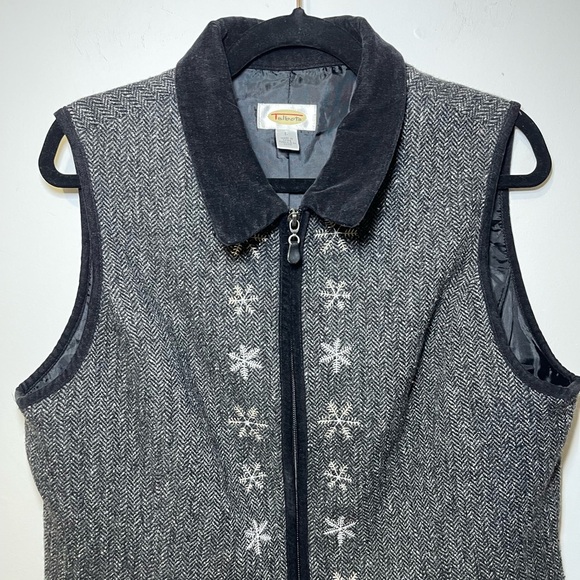 Talbots Women’s Grey Snowflake Wool and silk Blend novelty vest in Size L - Picture 3 of 6